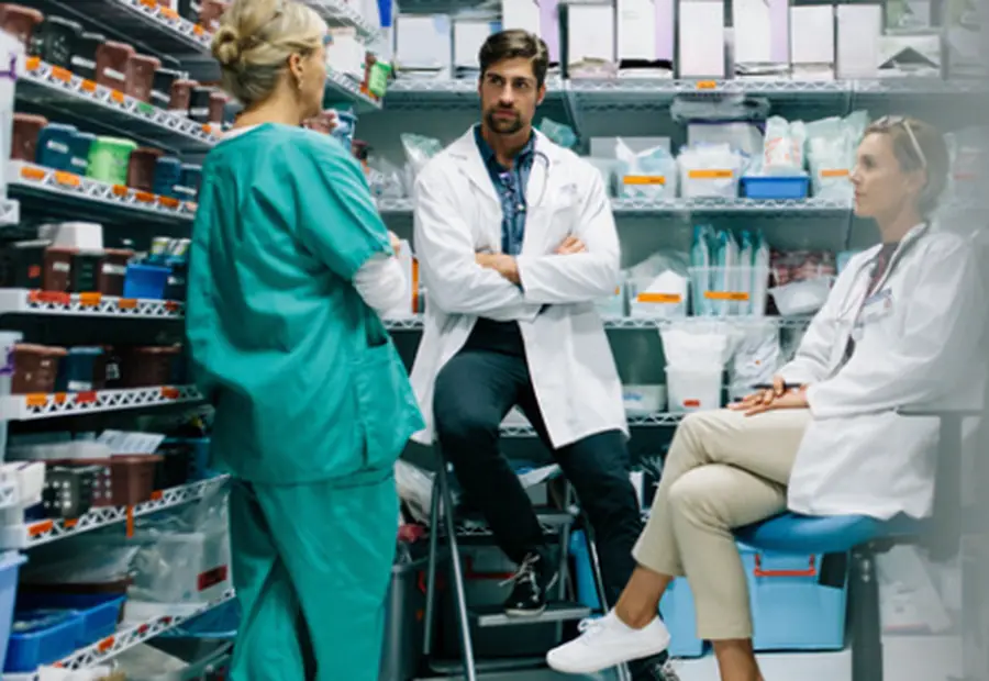 Conferência de recebimento de materiais hospitalares com checklist